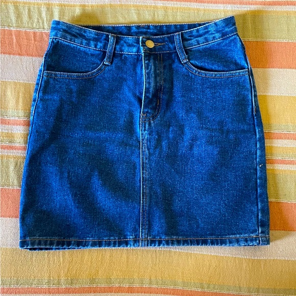 Dresses & Skirts - Denim mini skirt